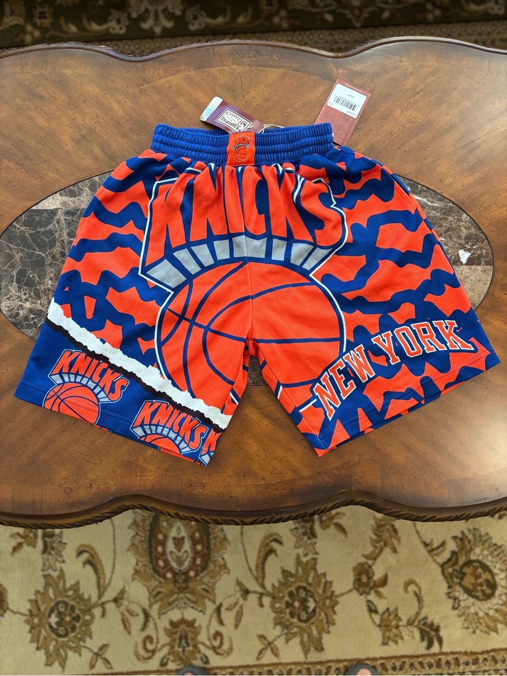 New York Knicks Mitchell & Ness Big Face Shorts Size Small